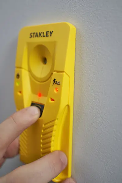 STHT77587-0_1.JPG